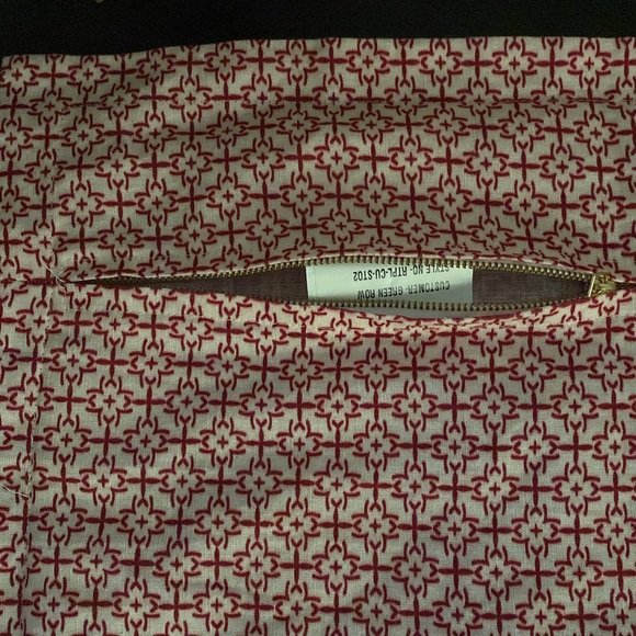 RATAN TEXTILES PVT. LTD.
PILLOW COVER
COTTON & LINEN 18” x 18”
MADE IN INDIA NEW - Picture 10 of 10